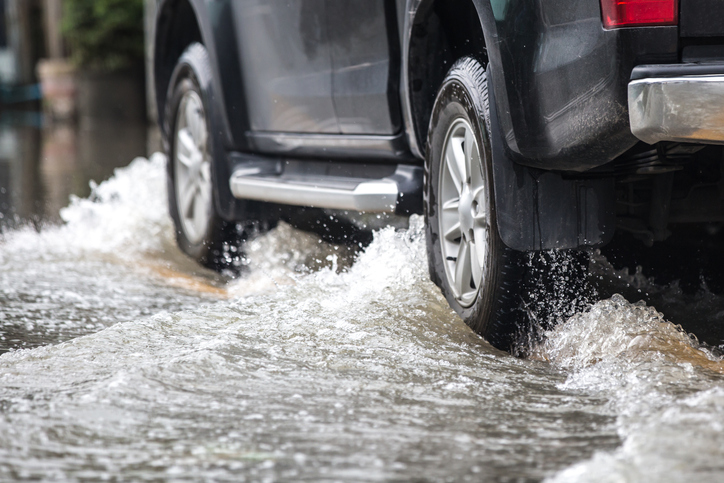 driving-in-the-rain-hawaii