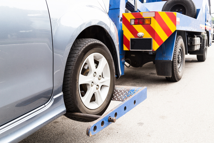 car-being-towed-in-hawaii